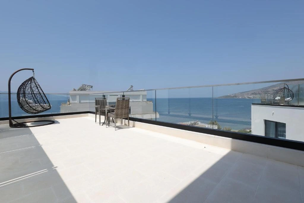 Why Sarandë Is the Perfect Romantic Getaway — image 1